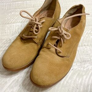 Born Tan Suede Women's ankle short heel boot